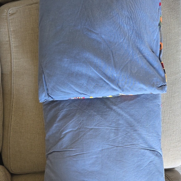 2 decorative pillows - Construction - Picture 3 of 4